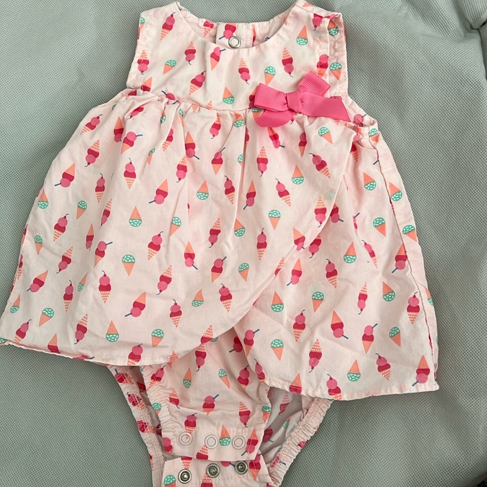 Carter’s Bodysuit Ice Cream Print Outfit 6months - euc